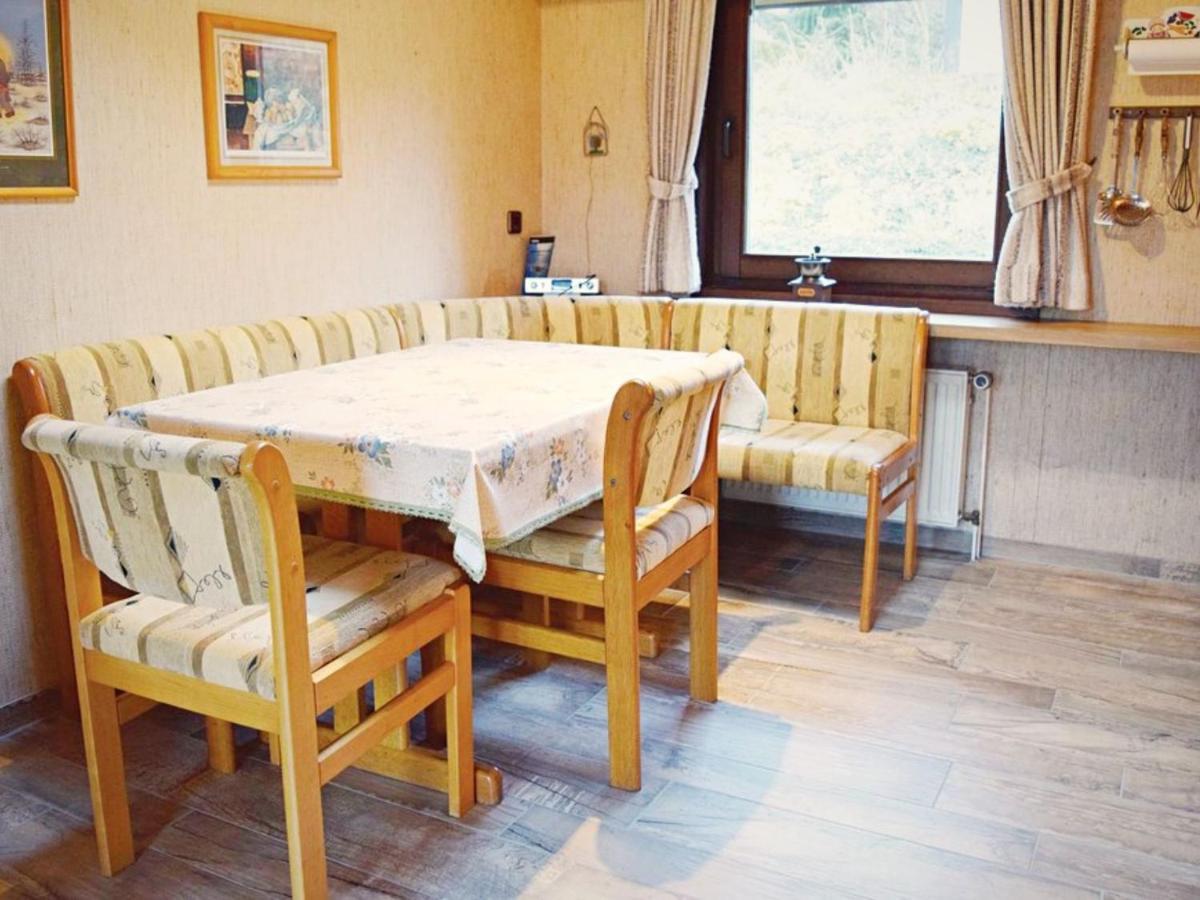 Furnished Bungalow With Peaceful Neighbourhood Meschede Luaran gambar