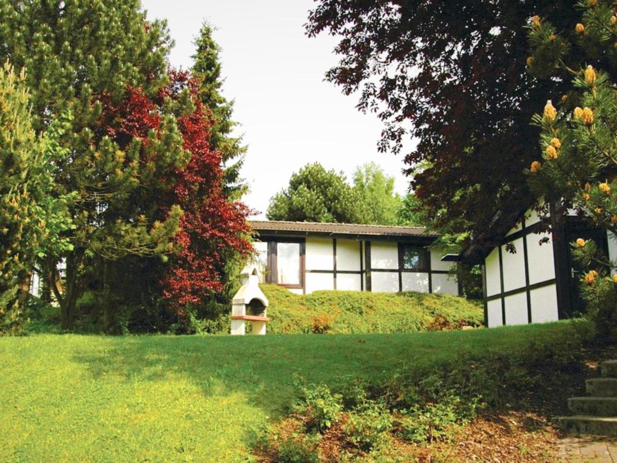 Furnished Bungalow With Peaceful Neighbourhood Meschede Luaran gambar