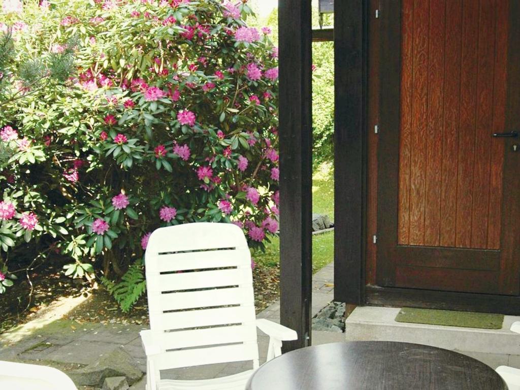 Furnished Bungalow With Peaceful Neighbourhood Meschede Bilik gambar
