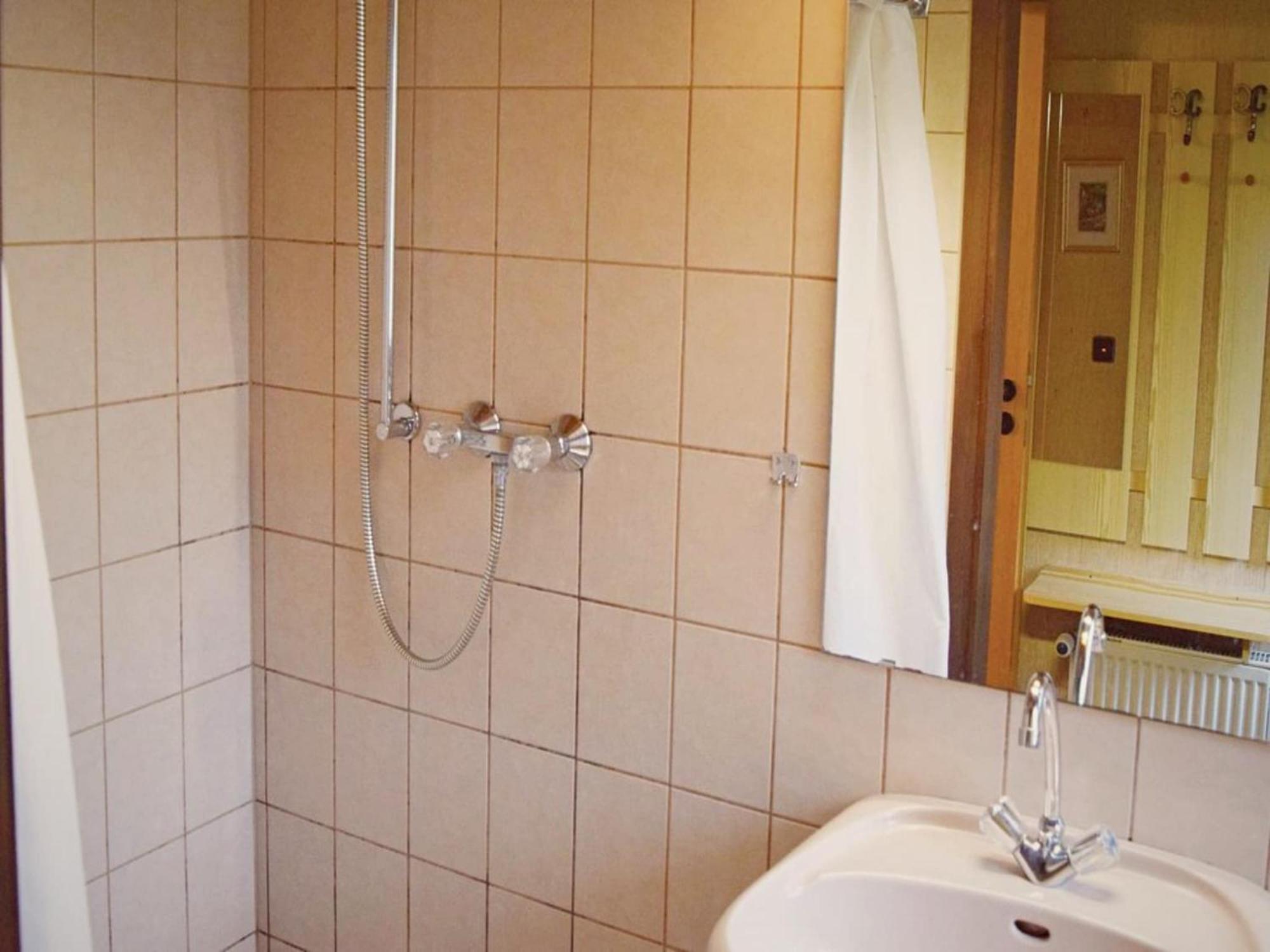 Furnished Bungalow With Peaceful Neighbourhood Meschede Luaran gambar