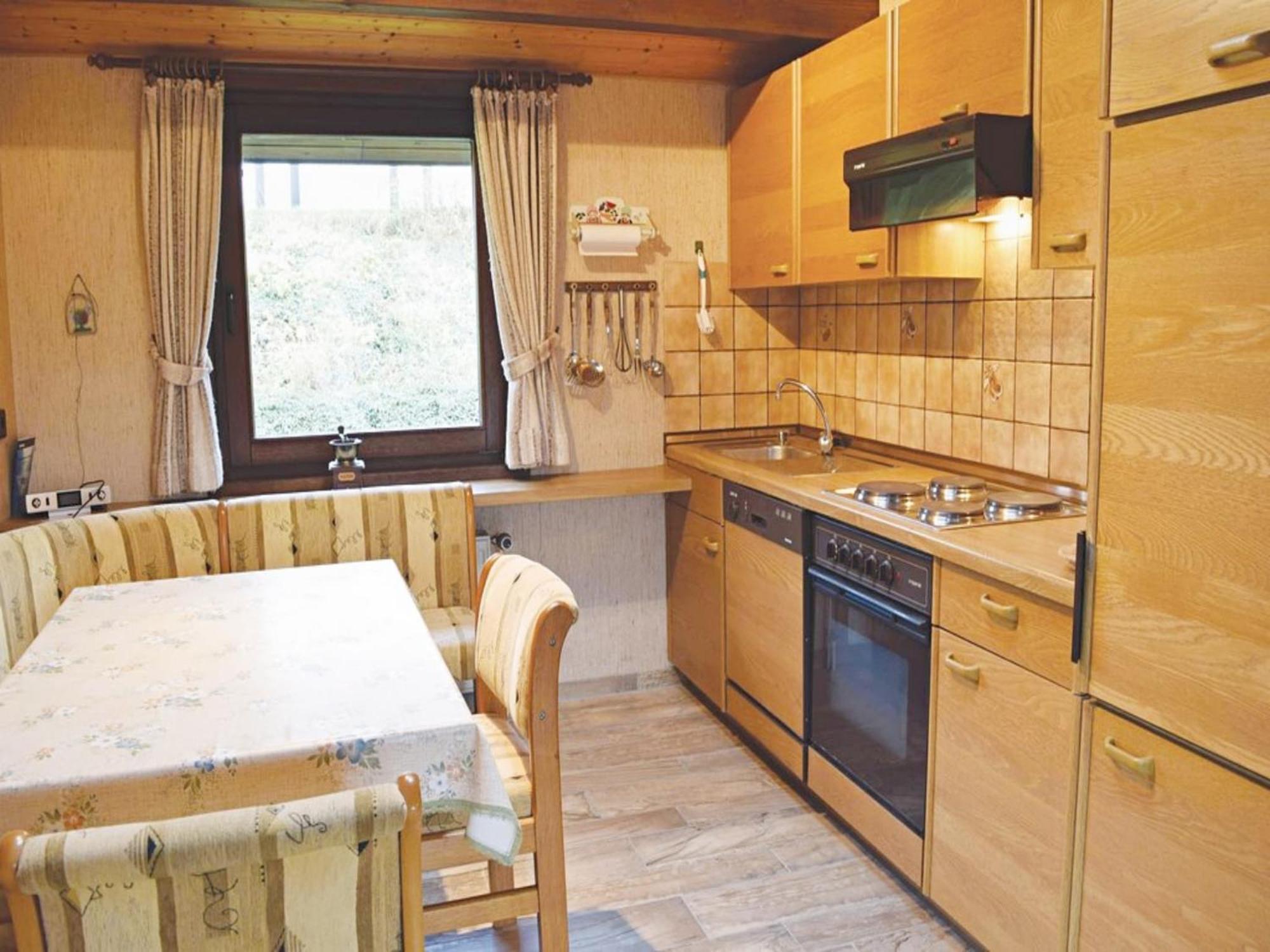 Furnished Bungalow With Peaceful Neighbourhood Meschede Luaran gambar